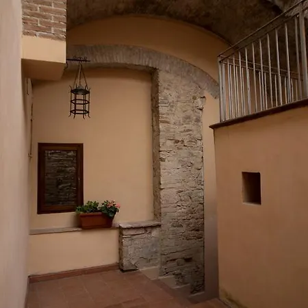Residenza Raffaello Foligno